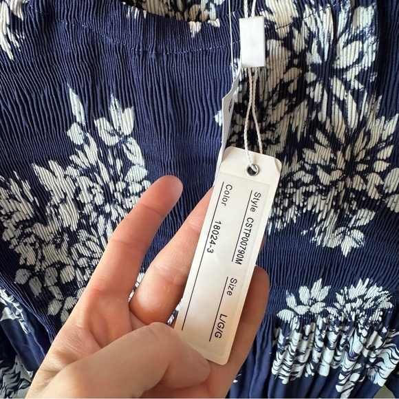 Spense Blue and White Bell Sleeve Blouse - Picture 3 of 5